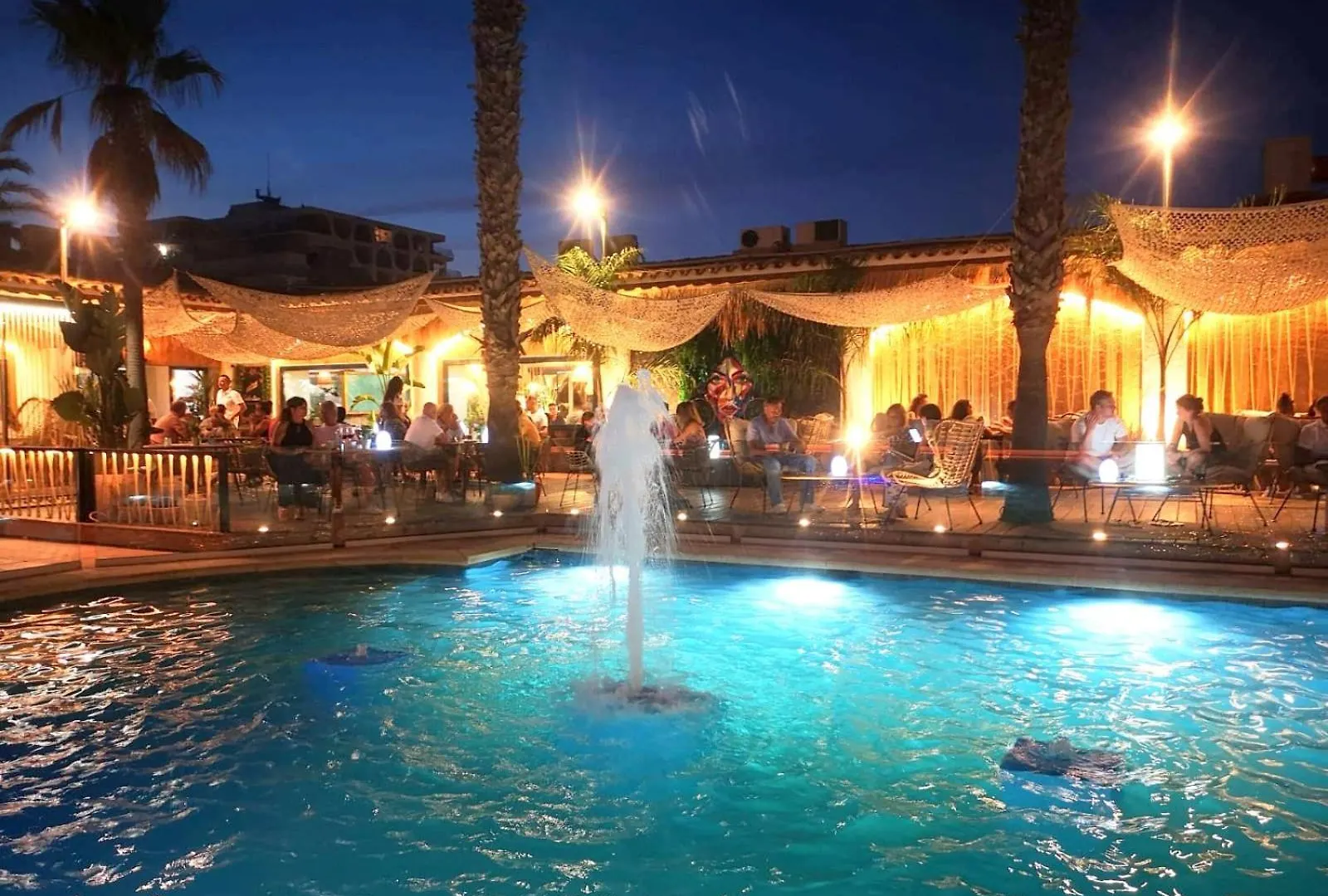 Leon Inmo Villa Royal - 10500 Empuriabrava Espanha